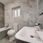 Brand New, Fully Equipped 2br In Qawra By 360 Estates *